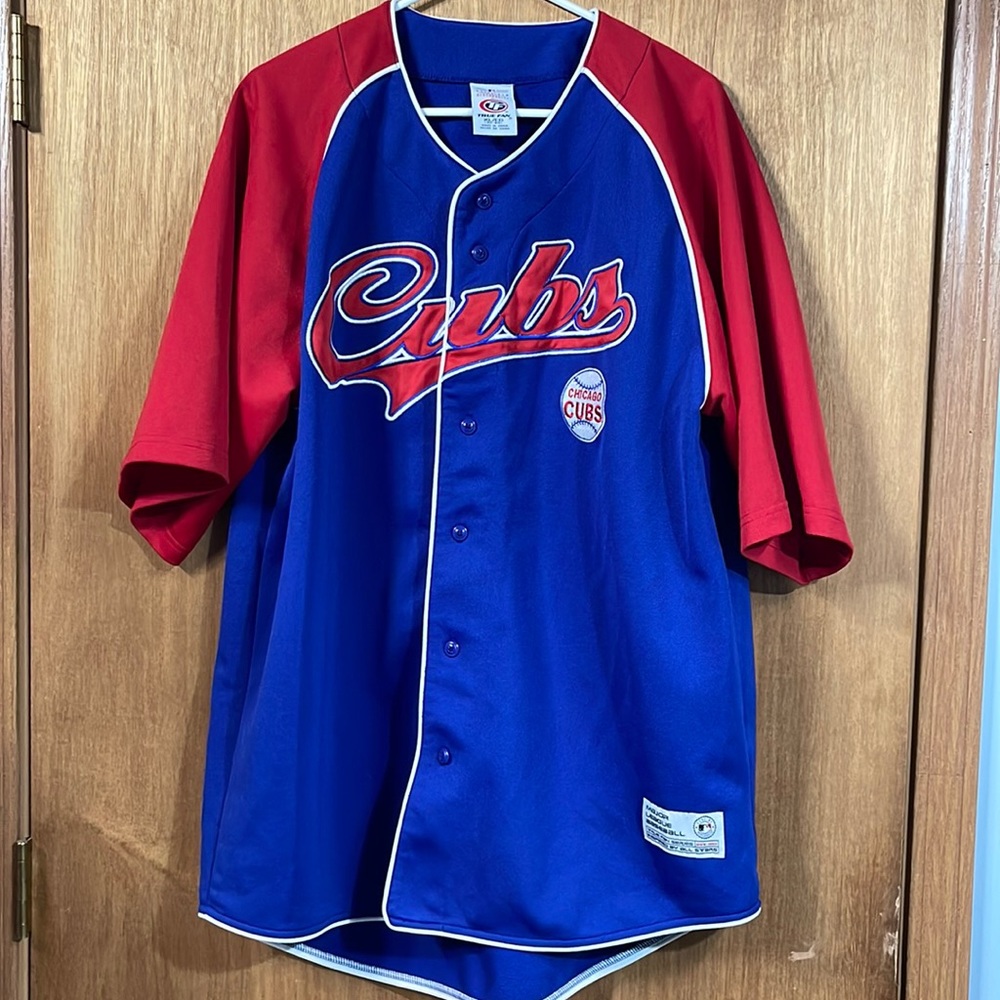 Mens cubs jersey